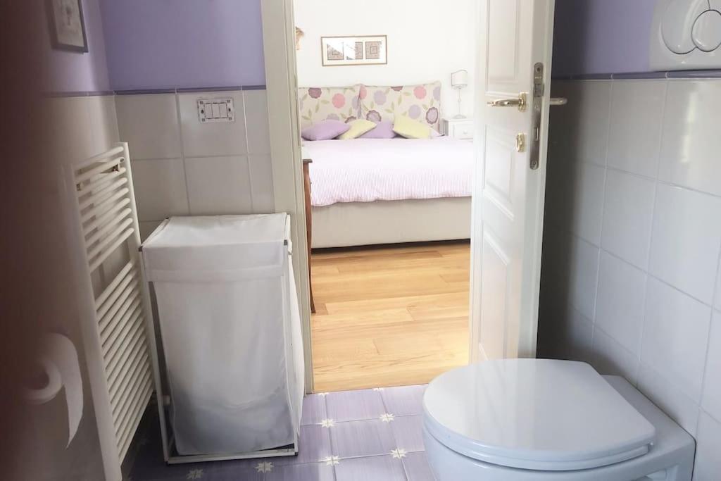 Lovely Independent Mini-apartment In Appartamento